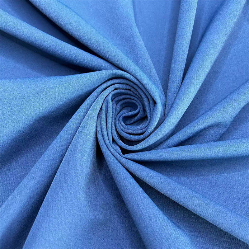 70D+40D*70D+40D+200D tessuto di nylon poliestere 235GSM Stretch a quattro vie per abbigliamento sportivo