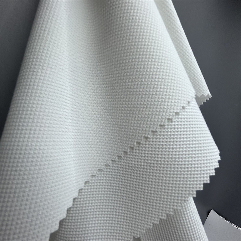 Tessuto di poliestere a quattro vie con inclinazione variabile 75D+40D*150D+40D 94% poliestere riciclato 6% spandex