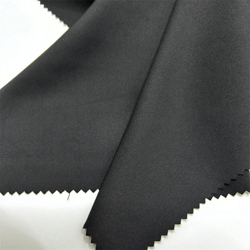 70D Blackout Stretch 2/1 Twill 70D*70D+40D 96% Nylon riciclato 4% Spandex 125GSM