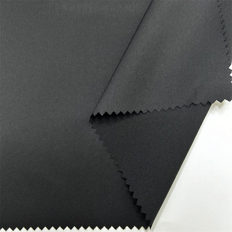 70D Blackout Stretch 2/1 Twill 70D*70D+40D 96% Nylon riciclato 4% Spandex 125GSM