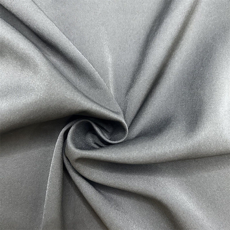 70D Blackout Stretch 2/1 Twill 70D*70D+40D 96% Nylon riciclato 4% Spandex 125GSM
