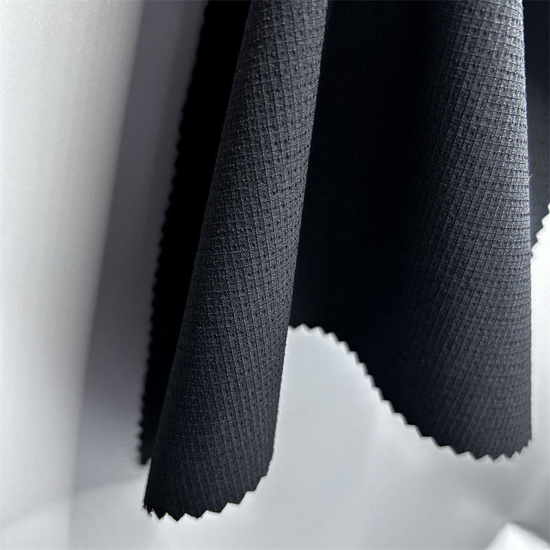 Tessuto da alpinismo a quadri di nylon semigloss Tessile elastico per abbigliamento da esterno